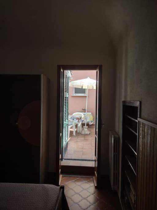 Silver Sands Finale Ligure - Traditional Apartment - 4 Beds & Terrace By The Beach المظهر الخارجي الصورة