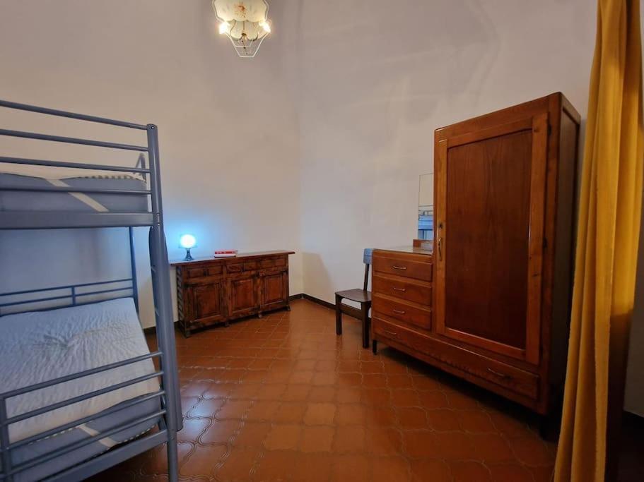 Silver Sands Finale Ligure - Traditional Apartment - 4 Beds & Terrace By The Beach المظهر الخارجي الصورة