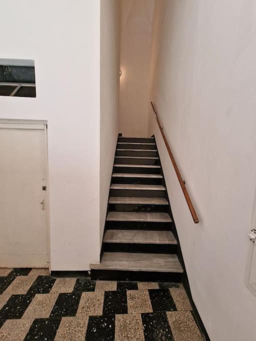 Silver Sands Finale Ligure - Traditional Apartment - 4 Beds & Terrace By The Beach المظهر الخارجي الصورة